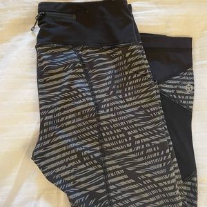 Lululemon leggings!